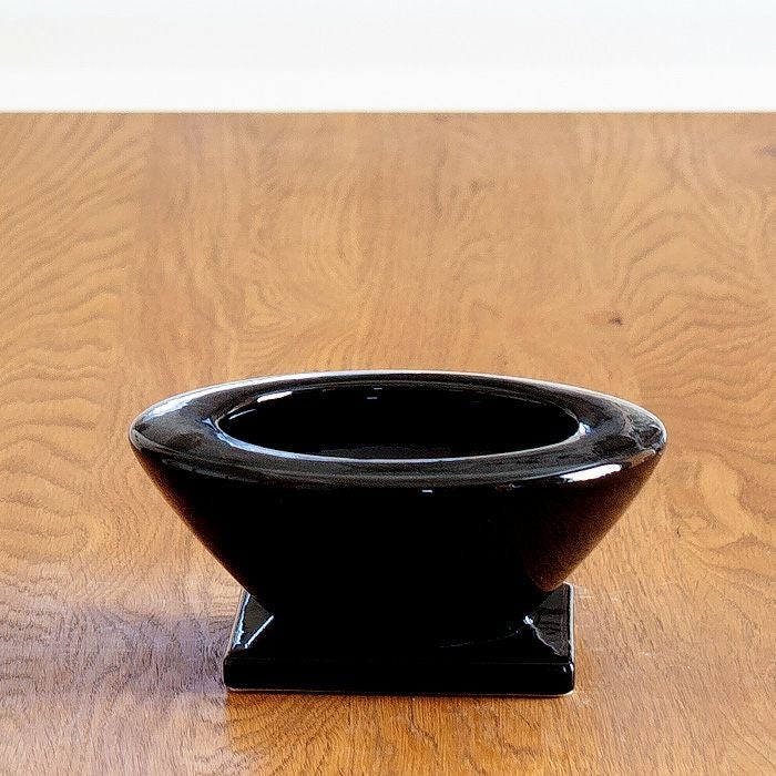 お皿のような白黒陶器鉢｜3号～3.5号の観葉植物の植え替えに