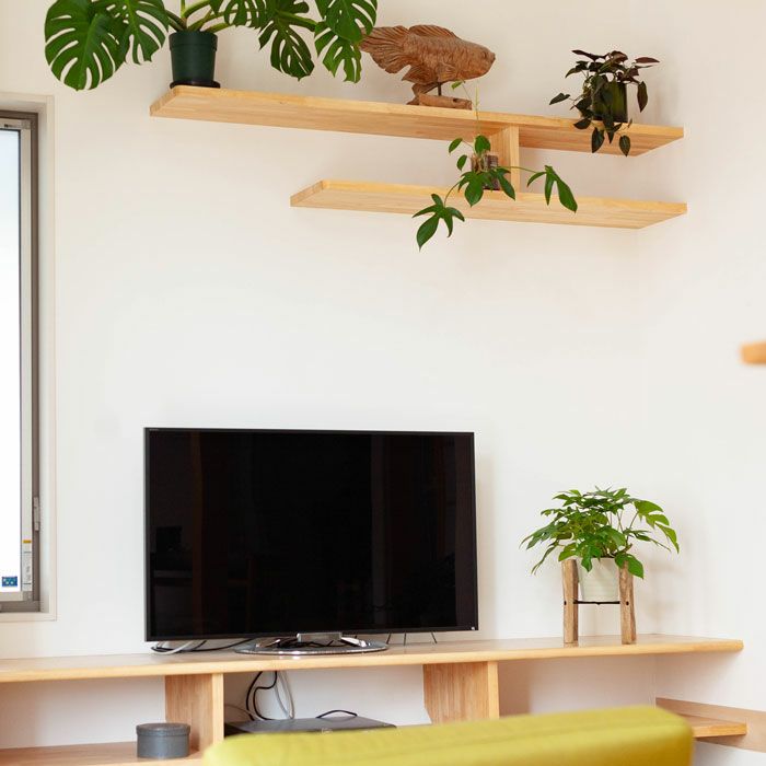 ポットスタンドで植物をお洒落に！簡単に飾るシンプル木製花台