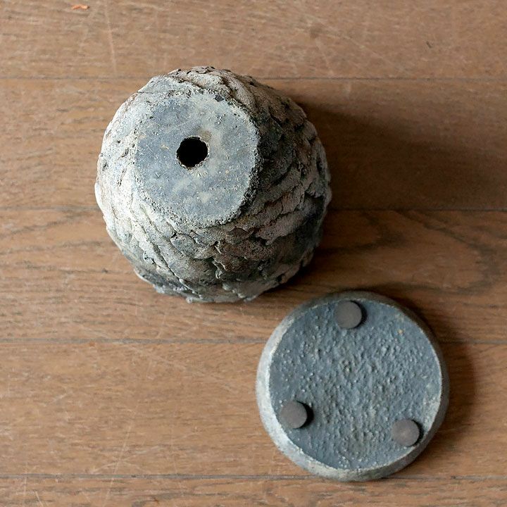 石で作ったような質感｜3～4号サイズの植物向け植木鉢[公式] e-花屋さん