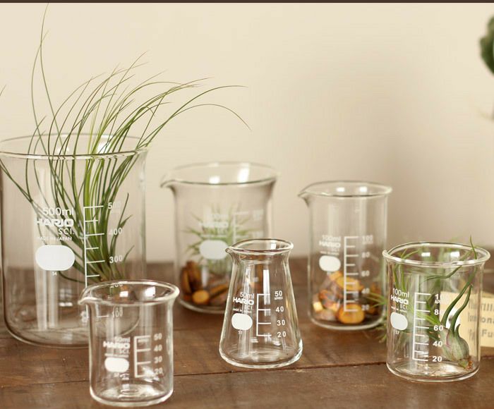 高品質！国産のやわらかいフォルムに癒しをもらう。ビーカー500ml